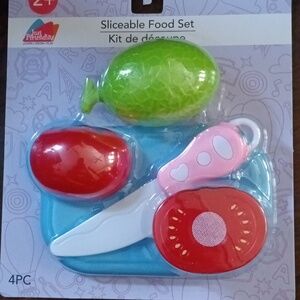 NWT Childrens Montessori Learning food make believe play knife cutting board